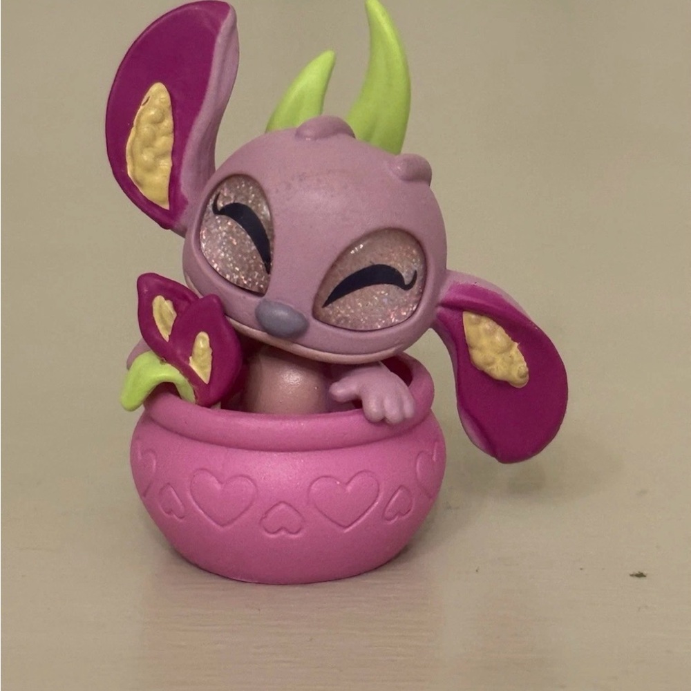 Disney Doorables In Full Bloom-Angel